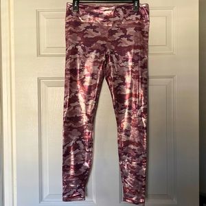 Fabletics Mid-Rise Powerhold Legging